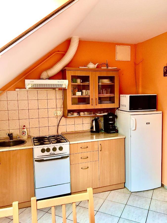 Barbara Apartmanhaz Kehidakustány Eksteriør bilde